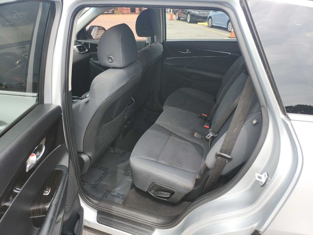 2019 Kia Sorento Image 11