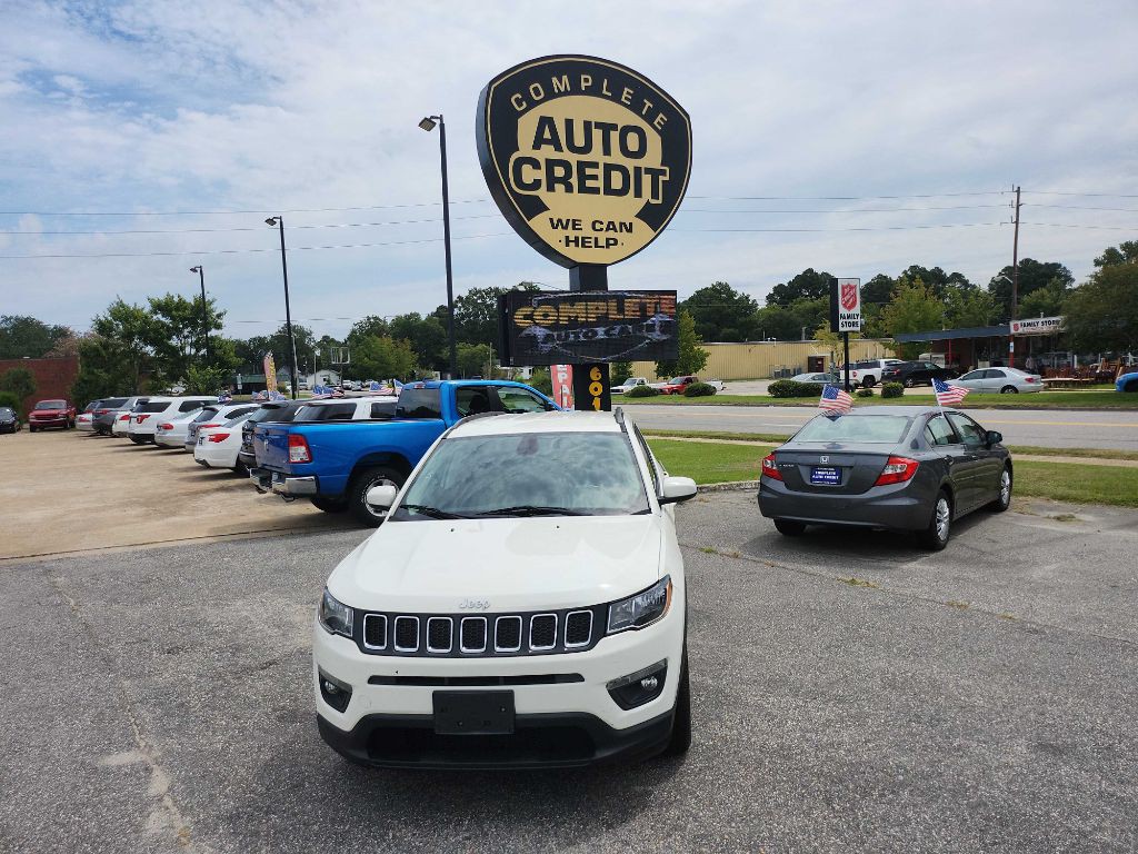 2017 Jeep Compass Image 1