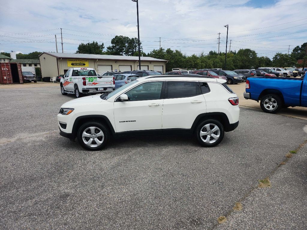 2017 Jeep Compass Image 5