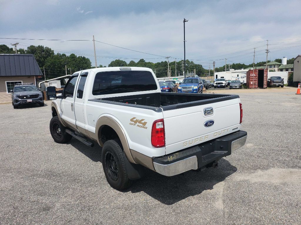 2015 Ford F-350 Image 2
