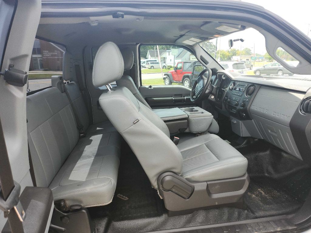 2015 Ford F-350 Image 13
