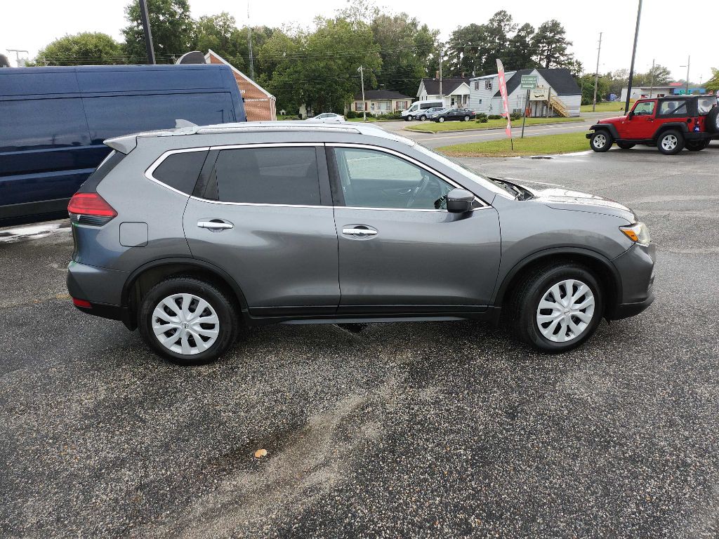 2017 Nissan Rogue Image 7