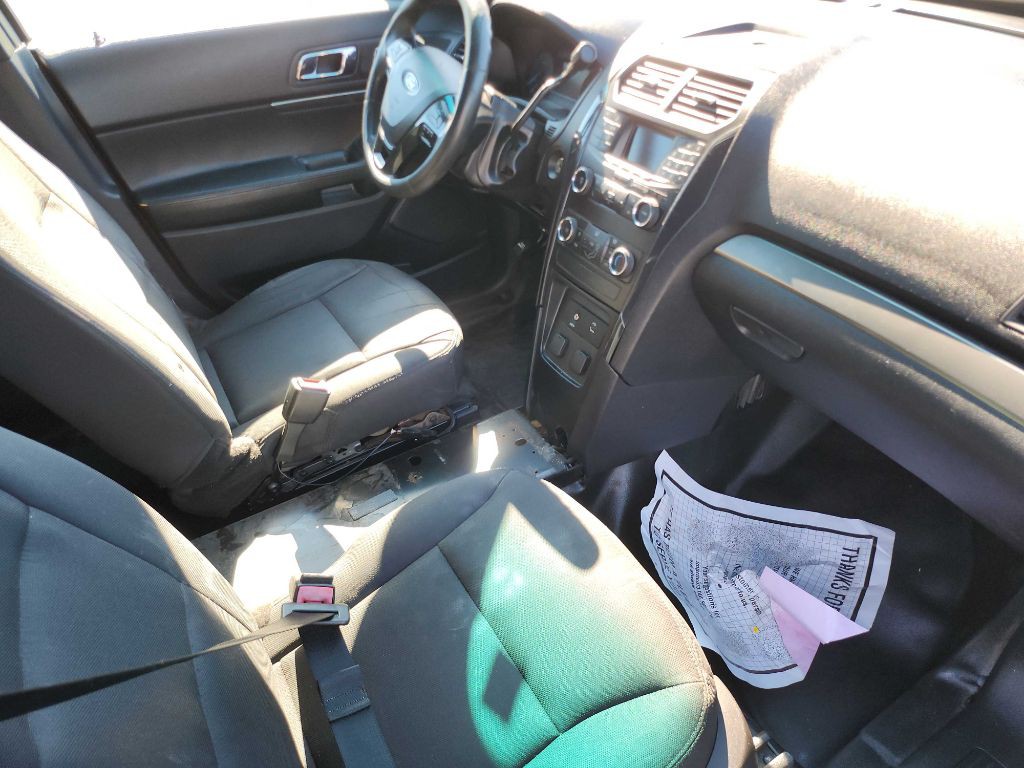 2019 Ford Explorer Image 16