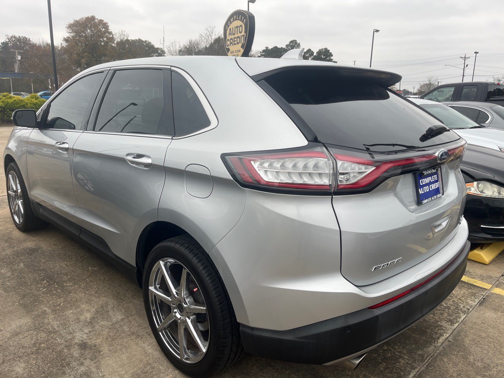 2018 Ford Edge Image 2