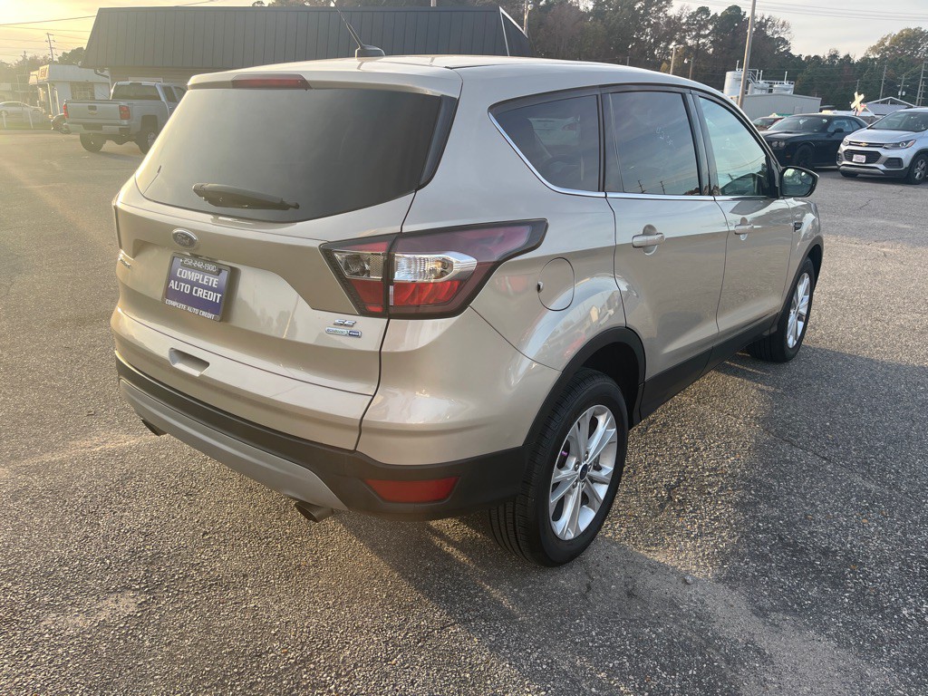 2017 Ford Escape Image 5