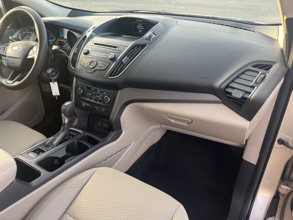 2017 Ford Escape Image 19