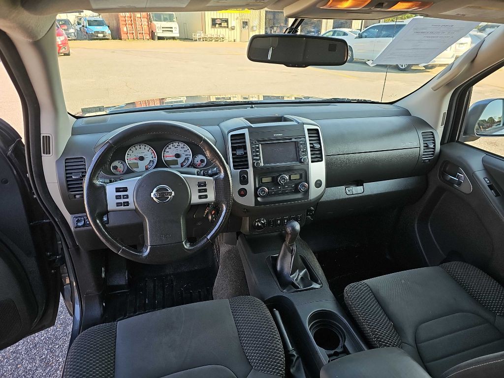 2017 Nissan Frontier Image 8