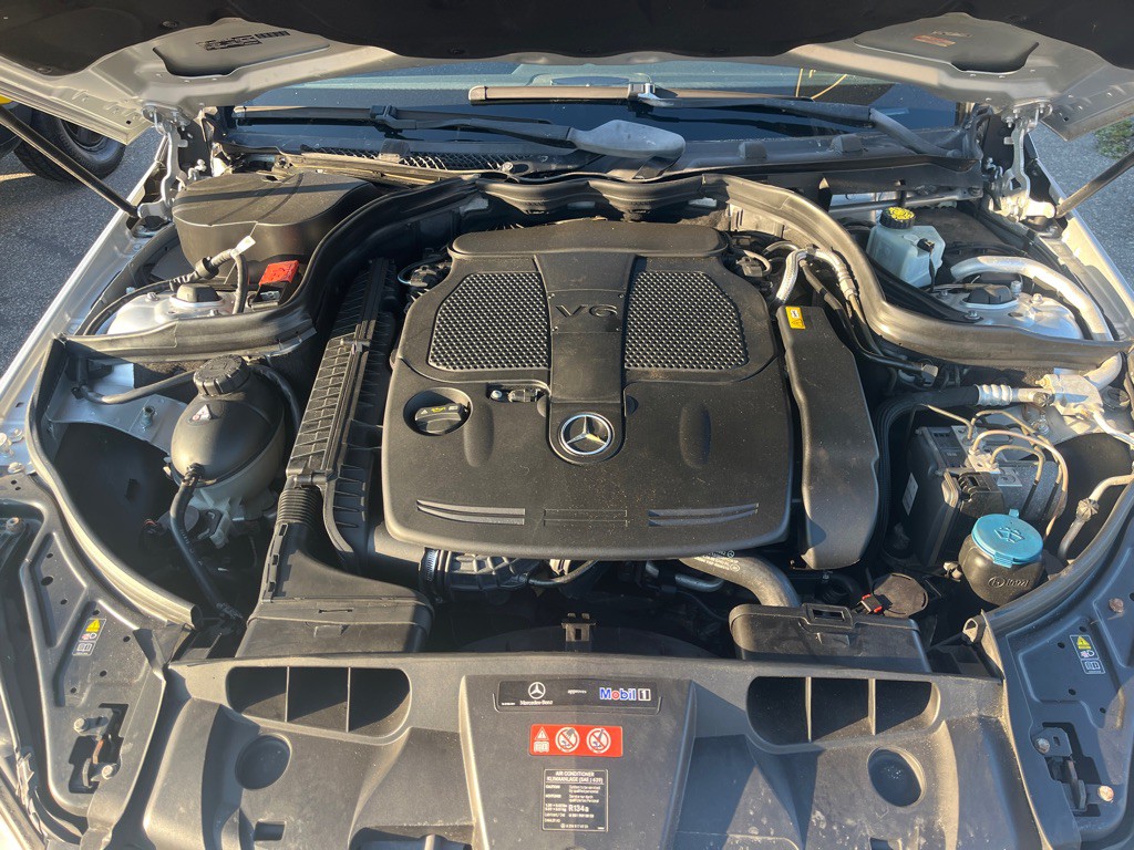 2012 Mercedes-Benz E-Class Image 12