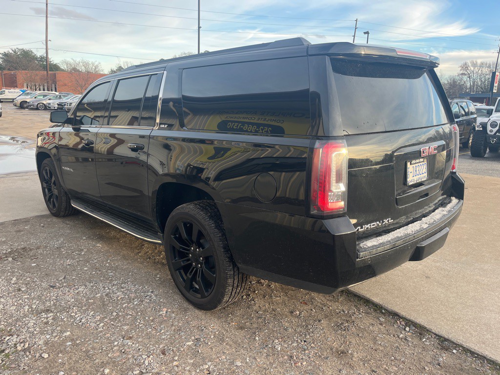 2018 GMC Yukon Image 3