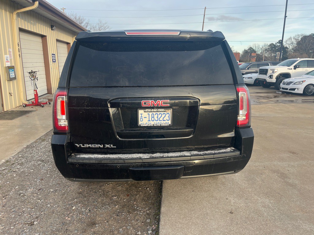 2018 GMC Yukon Image 4