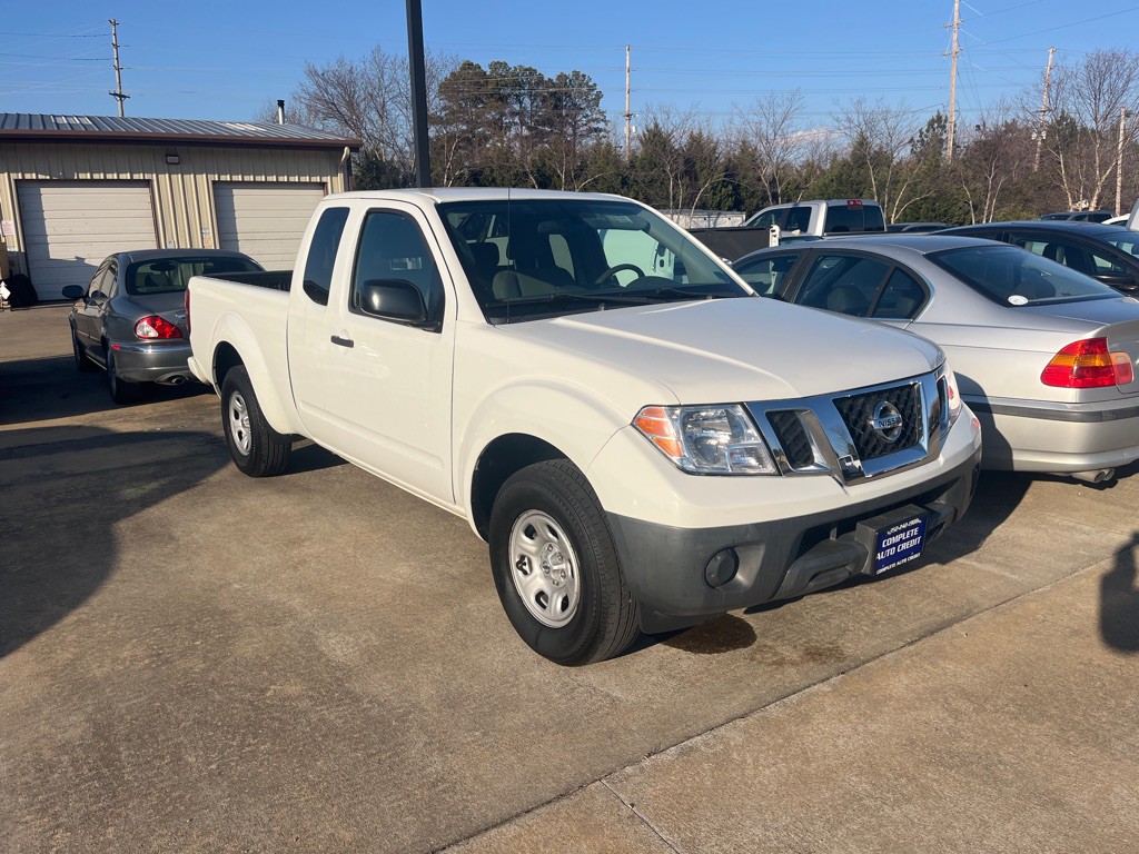 2017 Nissan Frontier Image 6