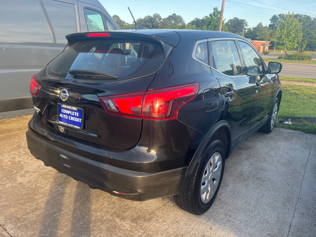 2019 Nissan Rogue Image 3