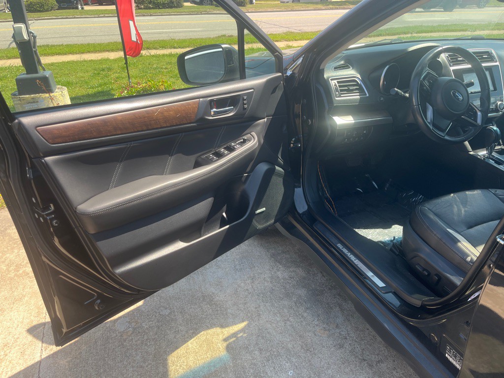 2018 Subaru Outback Image 8