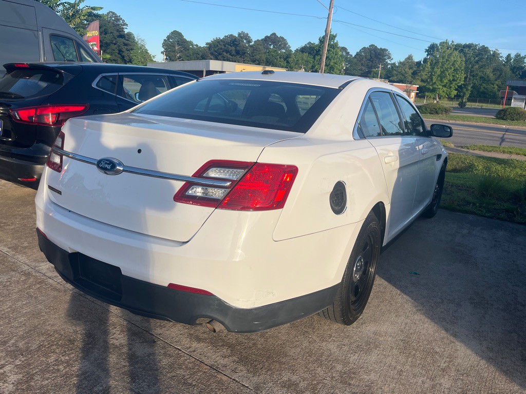2018 Ford Taurus Image 3