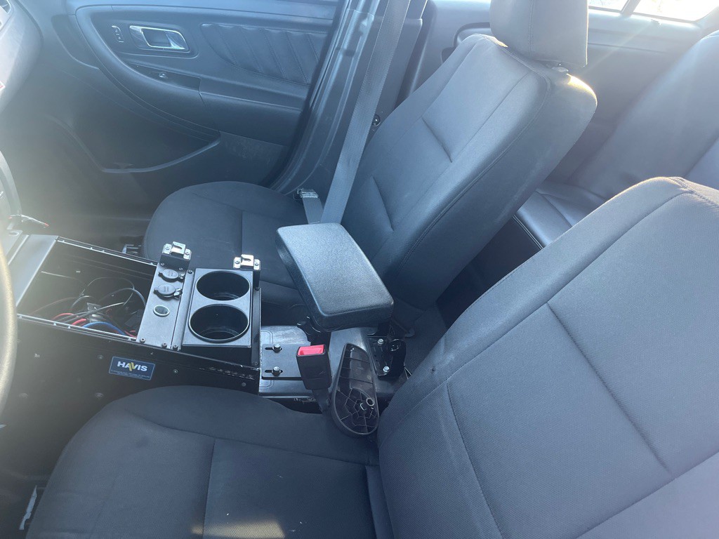 2018 Ford Taurus Image 5