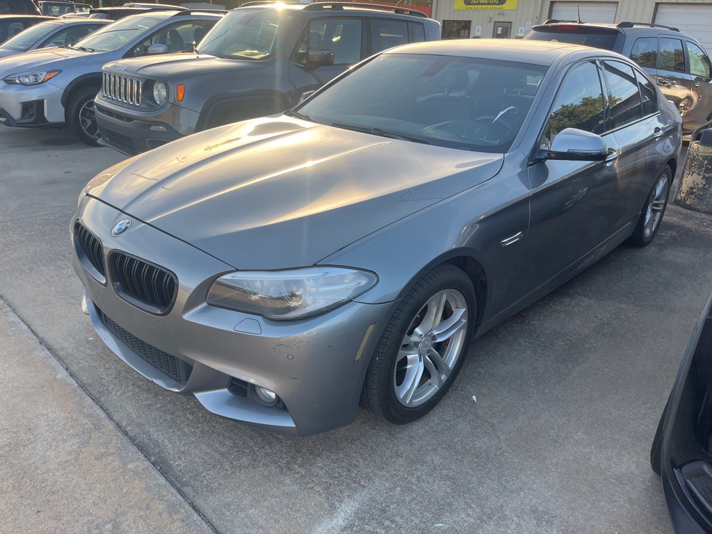 2016 BMW 5 Series Image 1