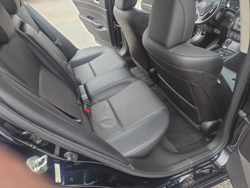 2014 Acura ILX Image 9