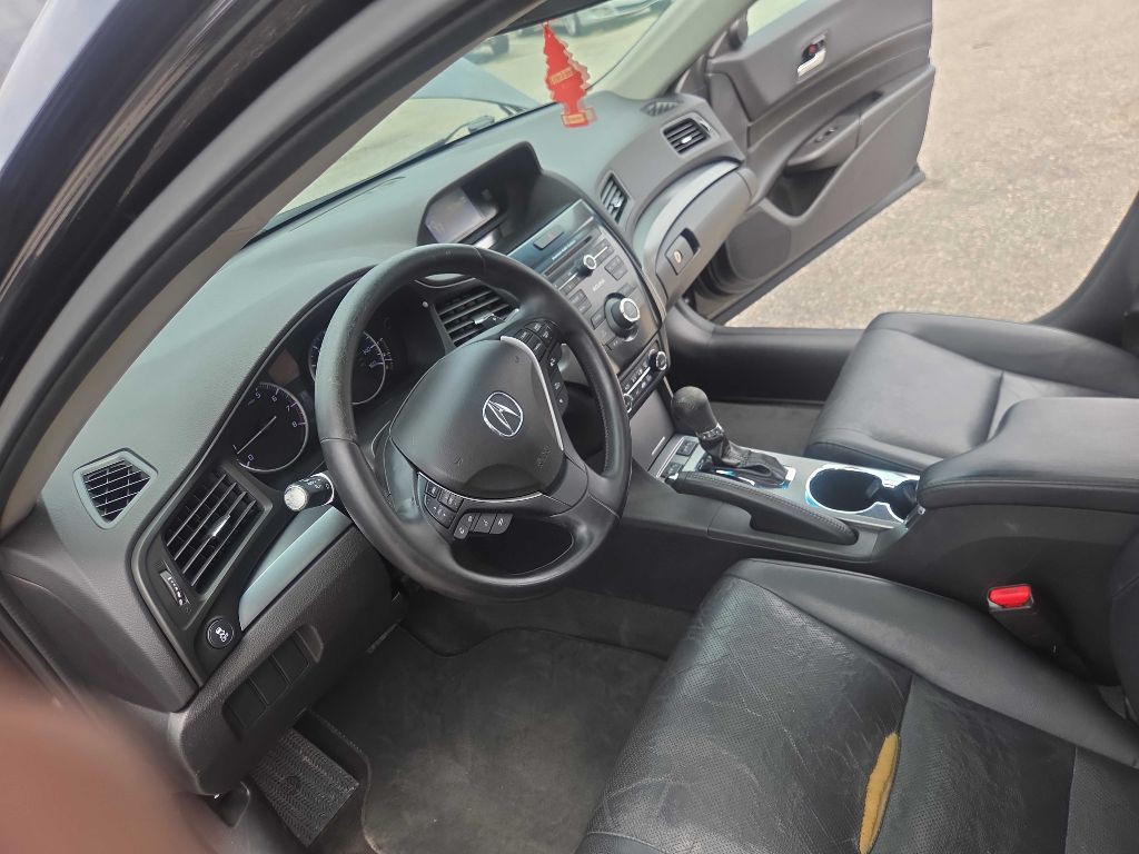 2014 Acura ILX Image 18