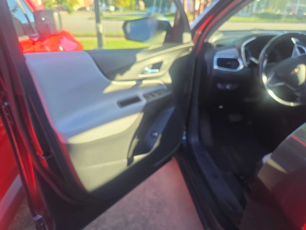 2019 Chevrolet Equinox Image 8