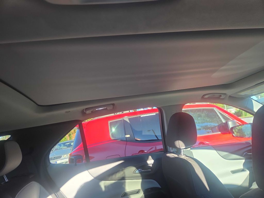 2019 Chevrolet Equinox Image 17