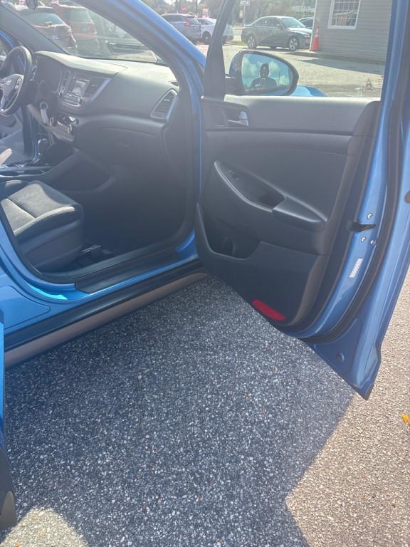 2016 Hyundai Tucson Image 11
