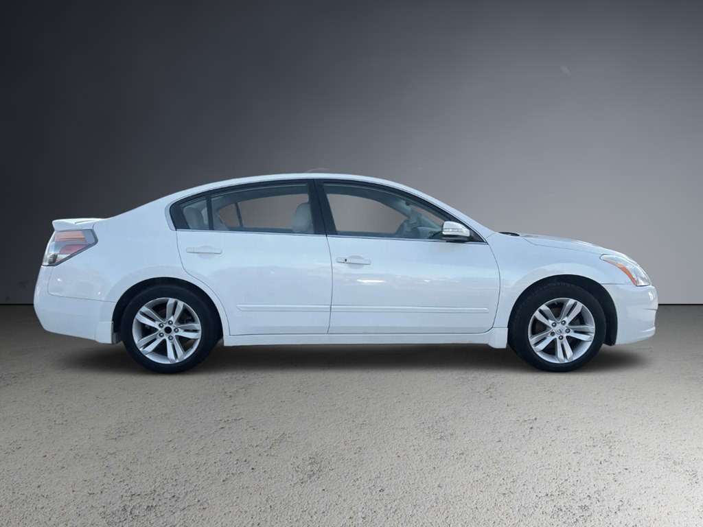 2012 Nissan Altima Image 3