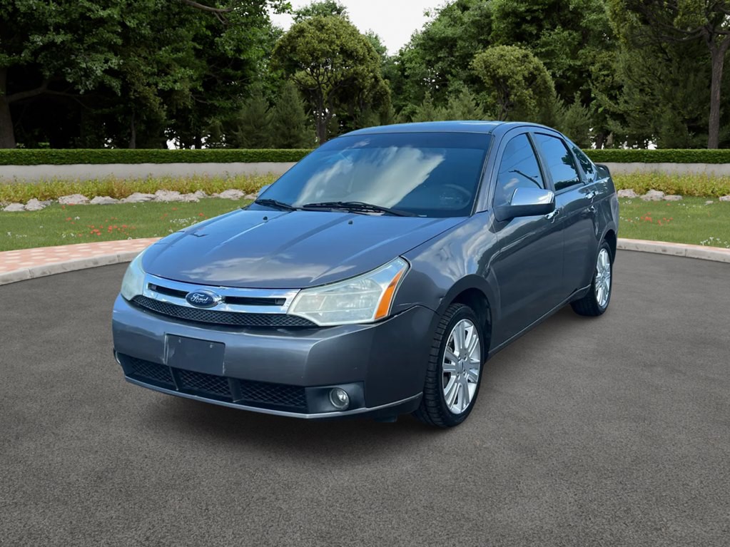 2010 Ford Focus Image 2