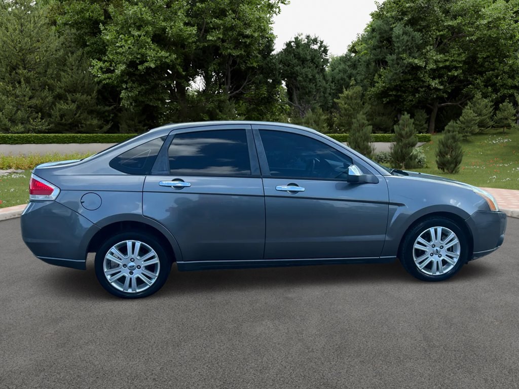 2010 Ford Focus Image 3