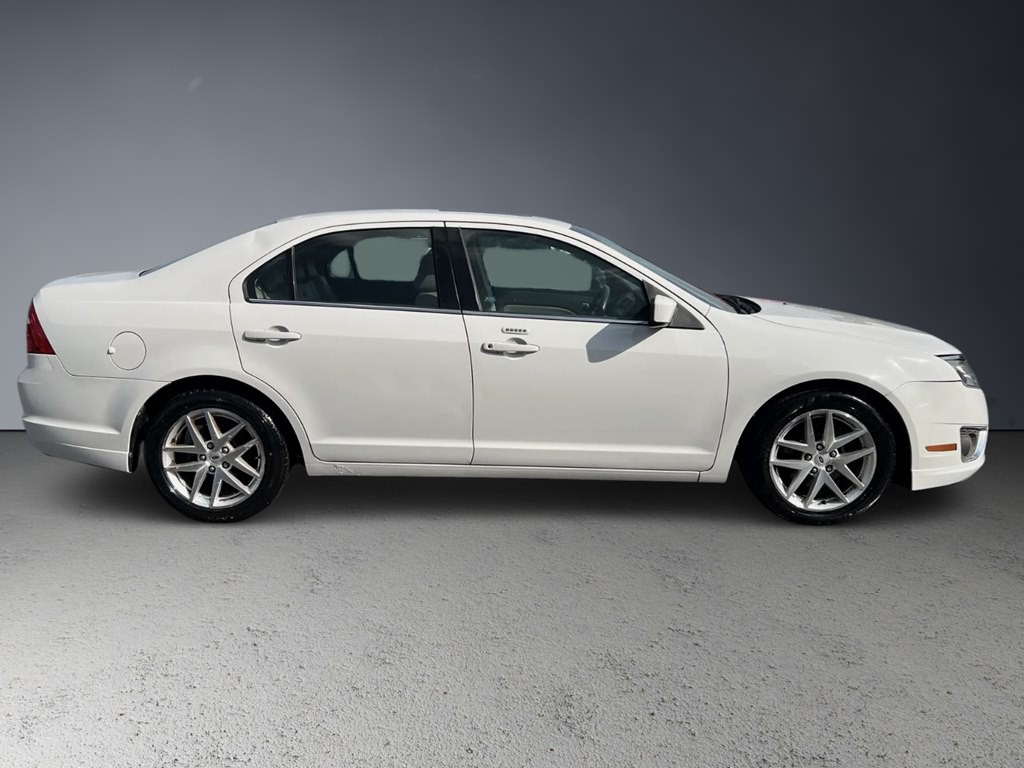 2010 Ford Fusion Image 4