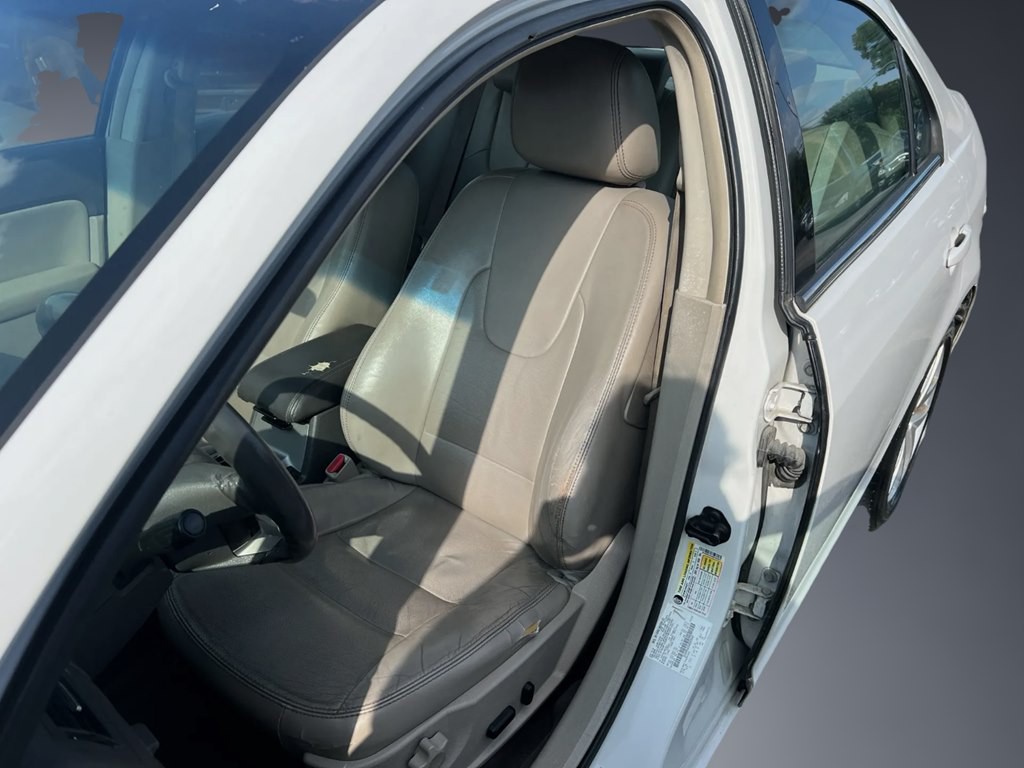 2010 Ford Fusion Image 8