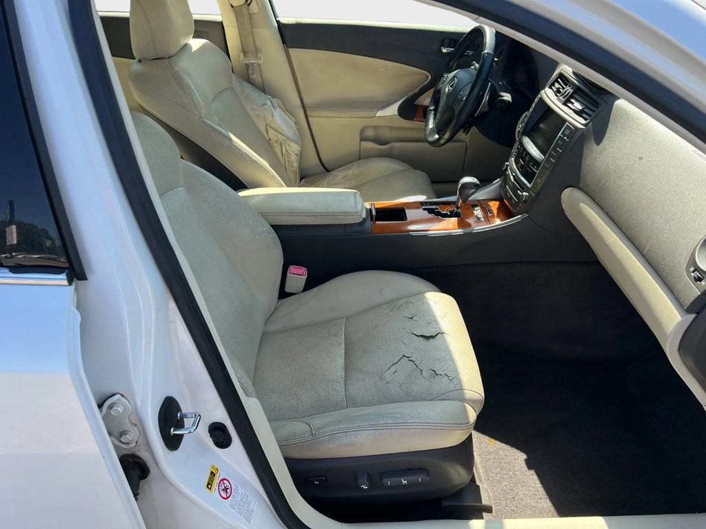 2009 Lexus IS 250 Image 10