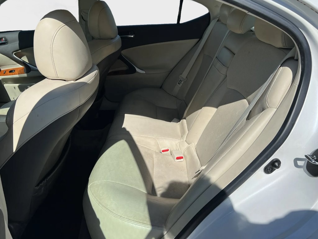 2009 Lexus IS 250 Image 13