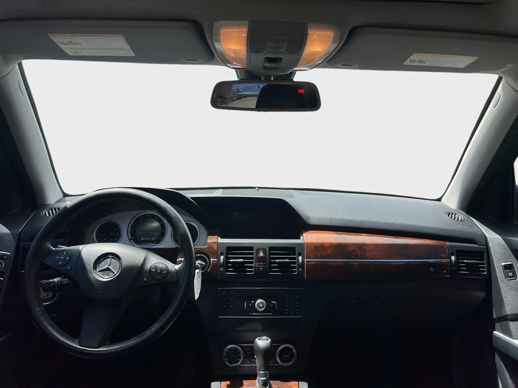 2011 Mercedes-Benz GLK-Class Image 7