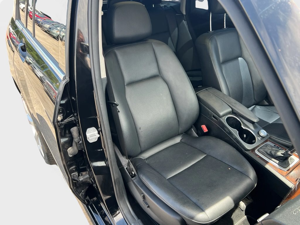 2011 Mercedes-Benz GLK-Class Image 11