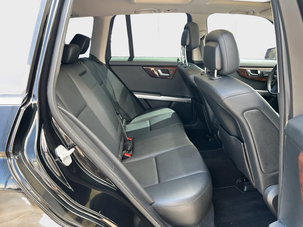 2011 Mercedes-Benz GLK-Class Image 12
