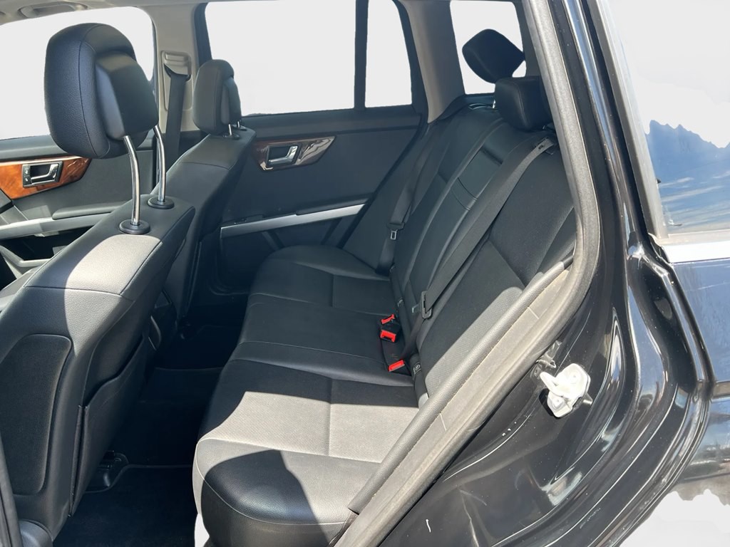 2011 Mercedes-Benz GLK-Class Image 13
