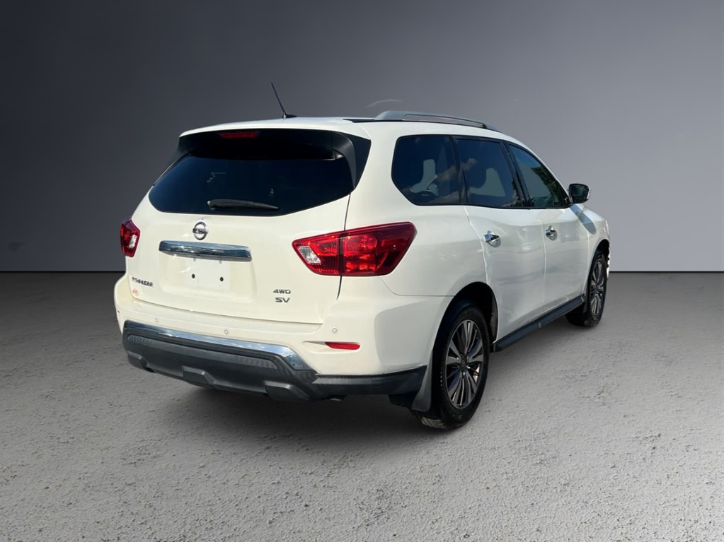 2017 Nissan Pathfinder Image 5