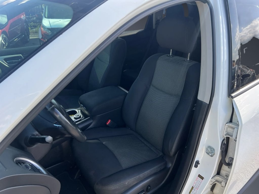 2017 Nissan Pathfinder Image 8