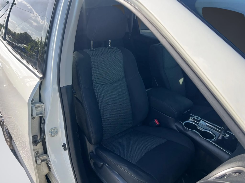 2017 Nissan Pathfinder Image 10