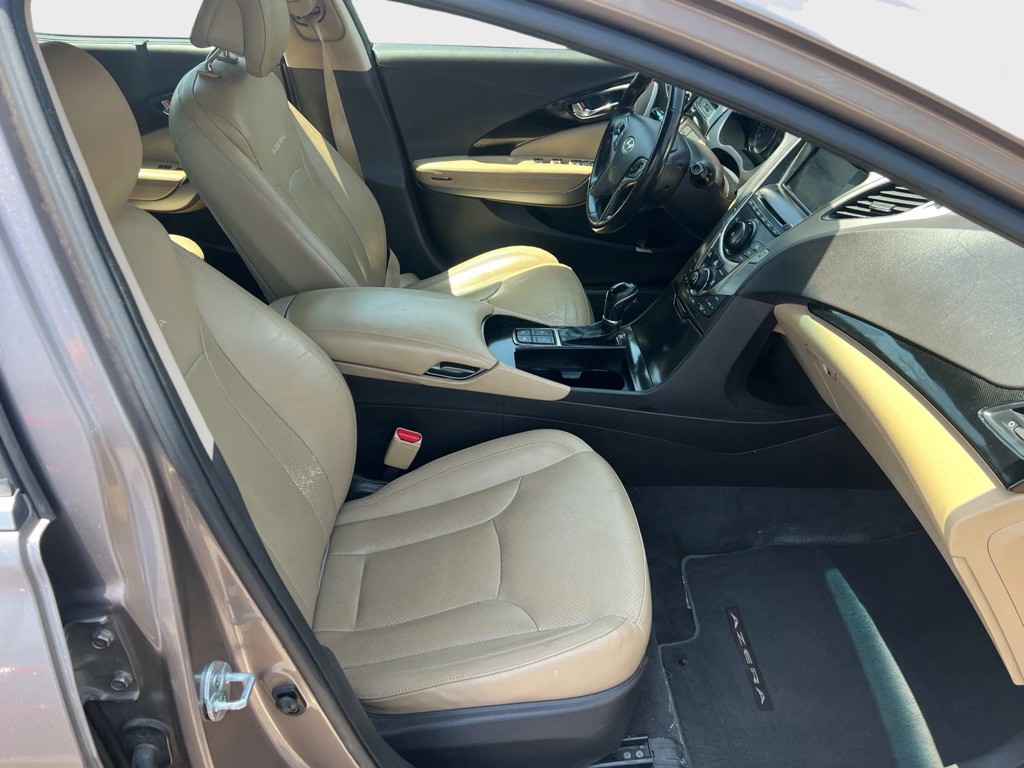 2013 Hyundai Azera Image 10