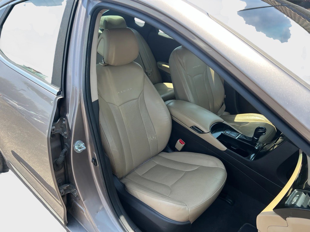 2013 Hyundai Azera Image 11