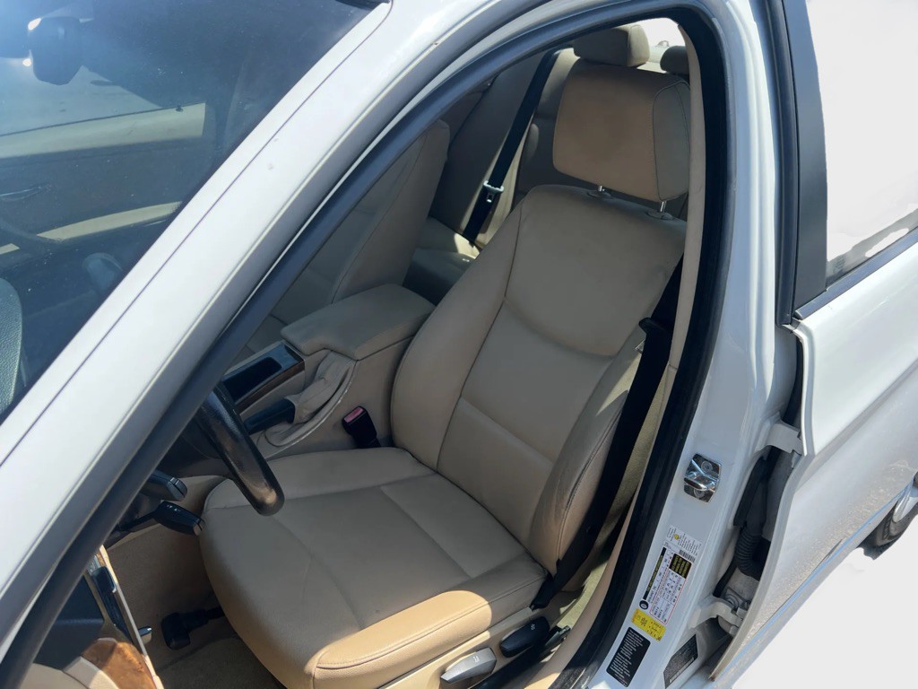 2008 BMW 3 Series Image 9
