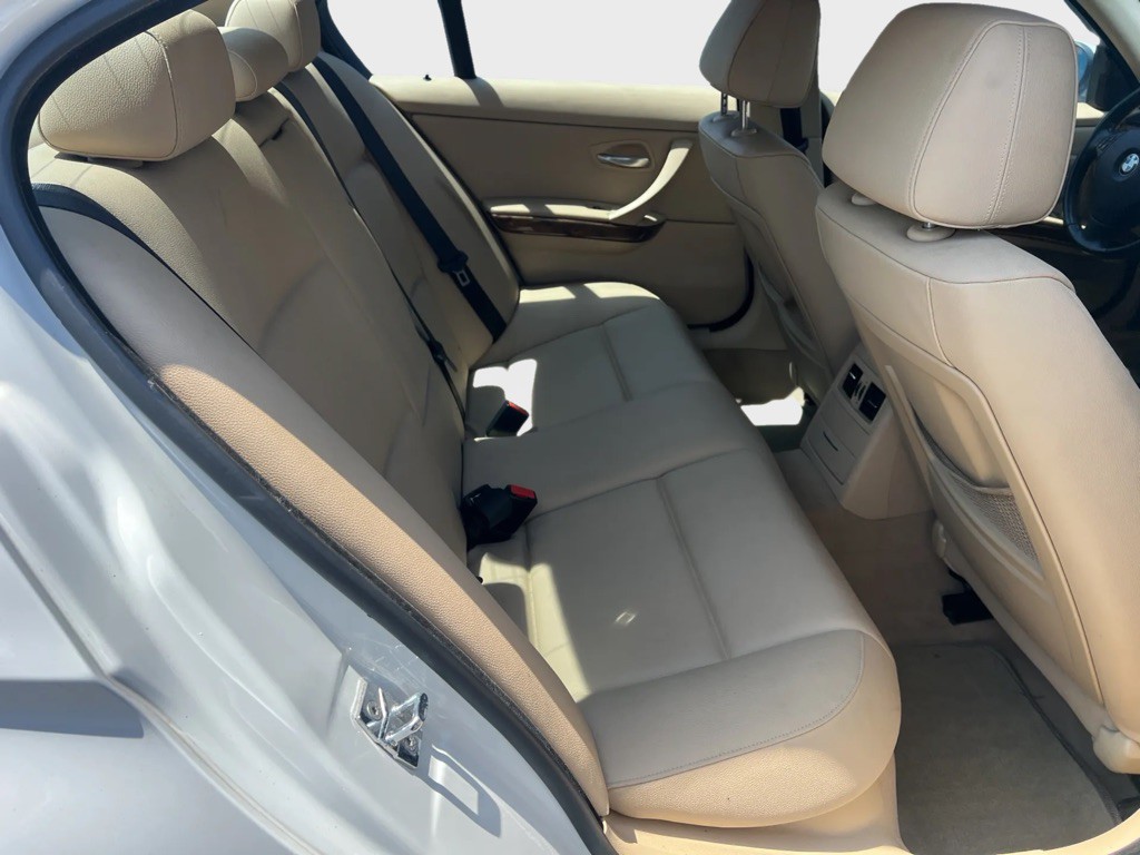 2008 BMW 3 Series Image 12