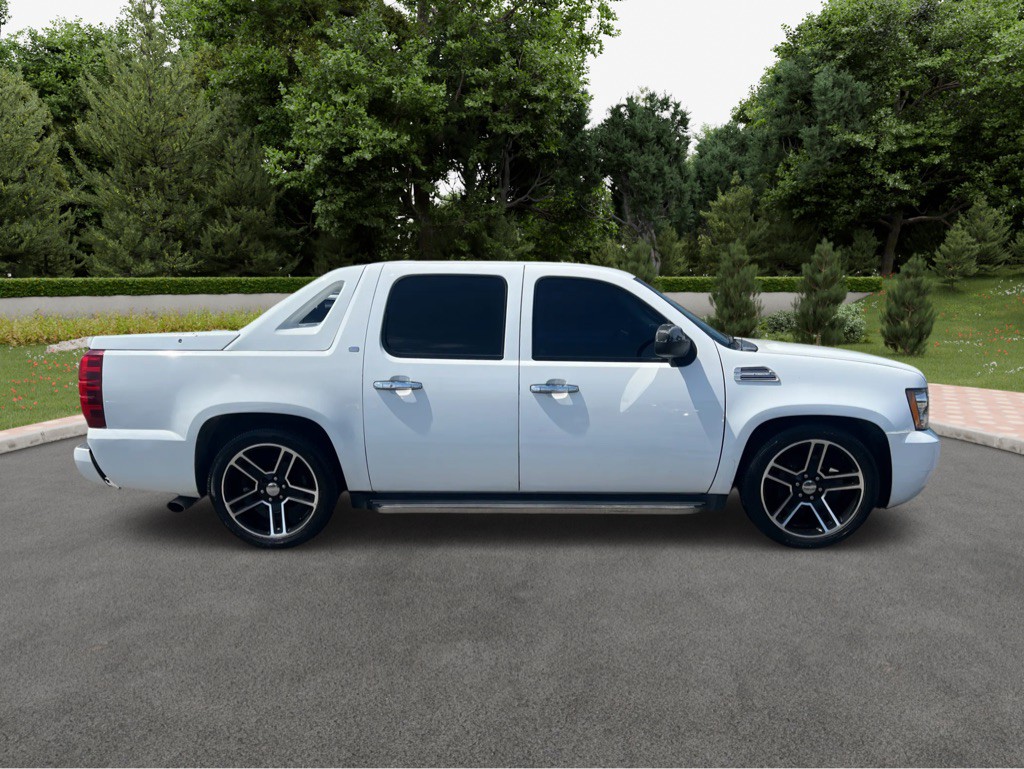 2007 Chevrolet Avalanche Image 3
