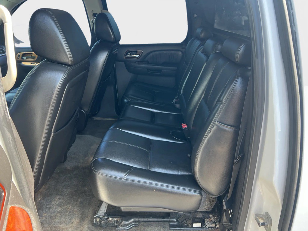 2007 Chevrolet Avalanche Image 13
