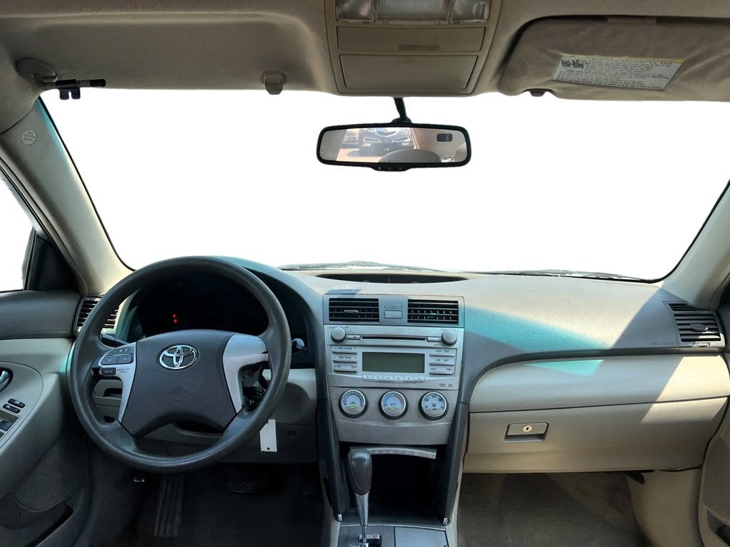 2010 Toyota Camry Image 7