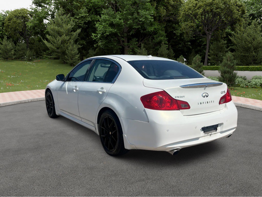 2010 INFINITI G37 Image 6