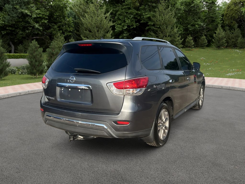 2015 Nissan Pathfinder Image 5