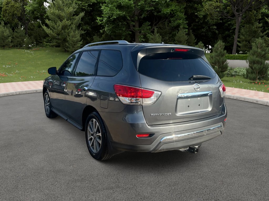2015 Nissan Pathfinder Image 6