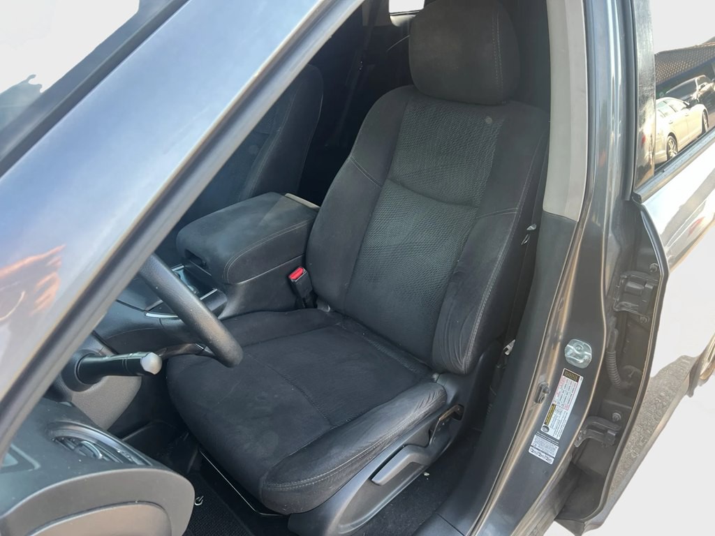 2015 Nissan Pathfinder Image 9